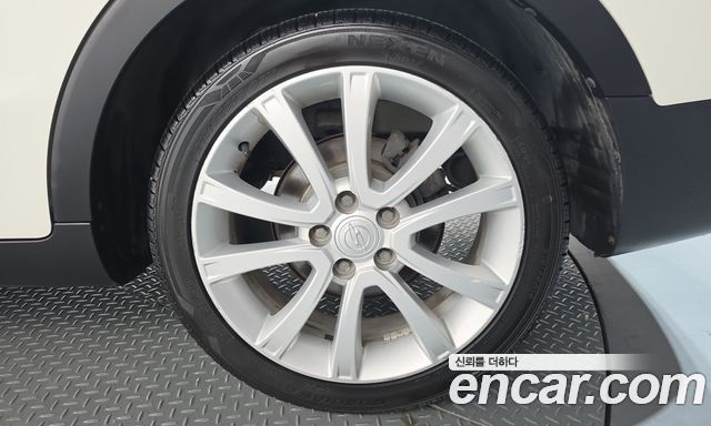KG Mobility (SsangYong) Tivoli Air Diesel IX 4WD 2016 — фото 27