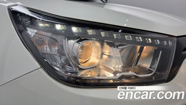 KG Mobility (SsangYong) Tivoli Air Diesel IX 4WD 2016 — фото 28