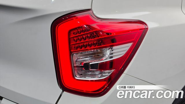 KG Mobility (SsangYong) Tivoli Air Diesel IX 4WD 2016 — фото 29