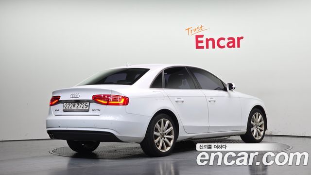 Audi A4 30 TDI Dynamic B8 2015 — фото 2