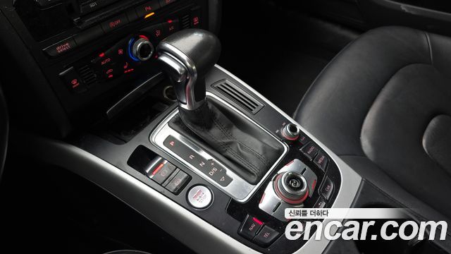 Audi A4 30 TDI Dynamic B8 2015 — фото 9