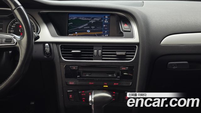 Audi A4 30 TDI Dynamic B8 2015 — фото 23