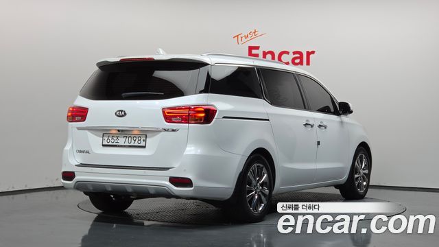 Kia Carnival Gasoline 9-Seater Noblesse Special 2019 — фото 2