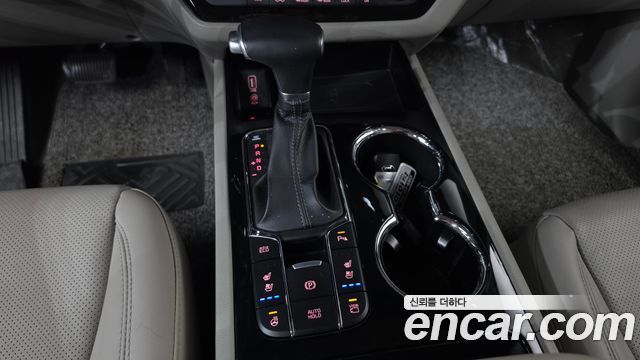 Kia Carnival Gasoline 9-Seater Noblesse Special 2019 — фото 9