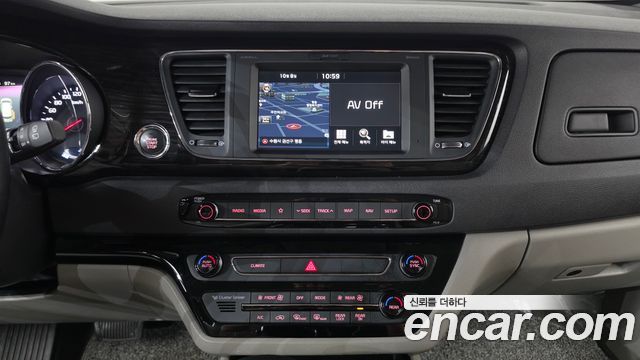 Kia Carnival Gasoline 9-Seater Noblesse Special 2019 — фото 14