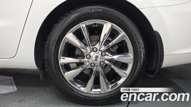 Kia Carnival Gasoline 9-Seater Noblesse Special 2019 — фото 21