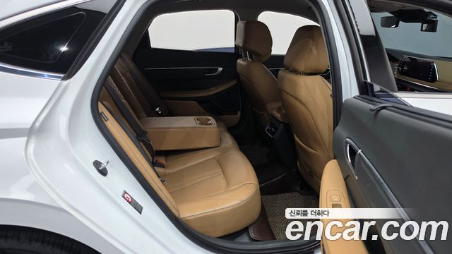 Hyundai Sonata (DN8) 1.6 Turbo Inspiration 2021 — фото 15