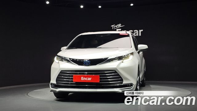Toyota Sienna (IV) 2.5 Hybrid 2WD 2022 — фото 3