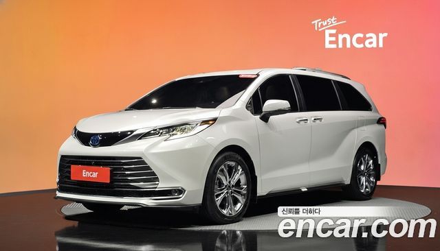 Toyota Sienna (IV) 2.5 Hybrid 2WD 2022 — фото 1