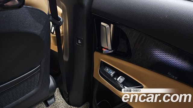 Kia Carnival (IV) Gasoline 7-Seater Signature 2022 — фото 23