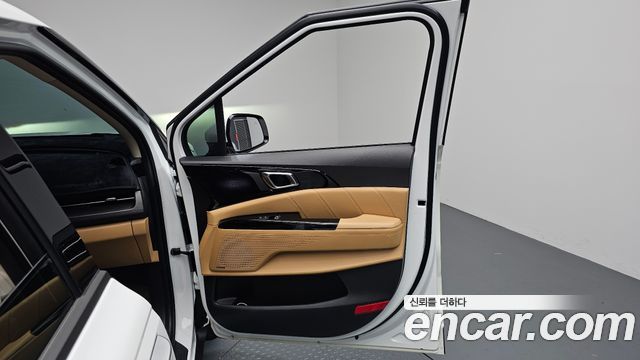 Kia Carnival (IV) Gasoline 7-Seater Signature 2022 — фото 31