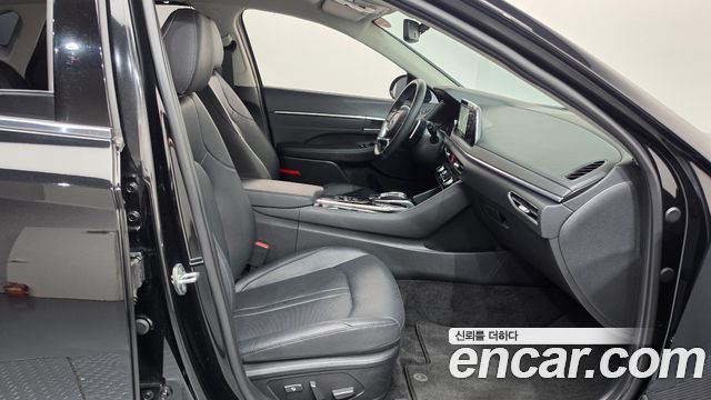 Hyundai Sonata (DN8) 2.0 Premium Plus 2022 — фото 26
