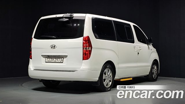 Hyundai Grand Starex Wagon 12-Seater Smart 2019 — фото 2
