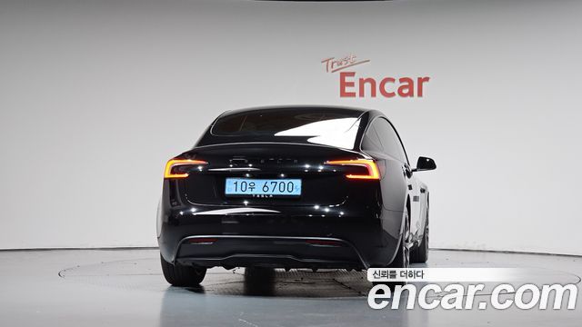 Tesla Model 3 RWD 2025 — фото 4