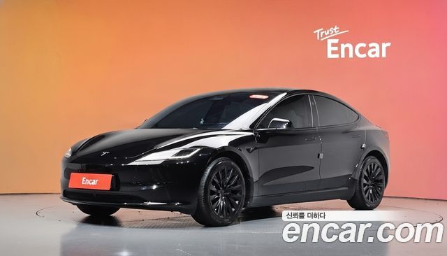 Tesla Model 3 RWD