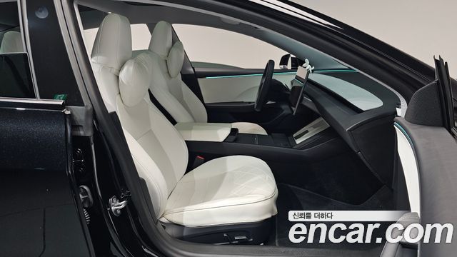 Tesla Model 3 RWD 2025 — фото 26