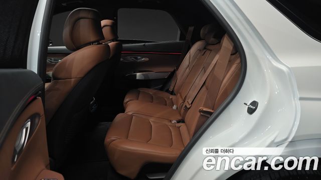Genesis GV70 2.5T Gasoline AWD 2025 — фото 12