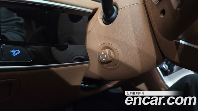 Genesis GV70 2.5T Gasoline AWD 2025 — фото 28