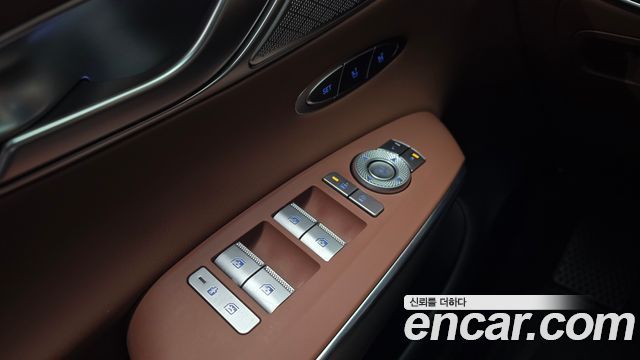 Genesis GV70 2.5T Gasoline AWD 2025 — фото 30