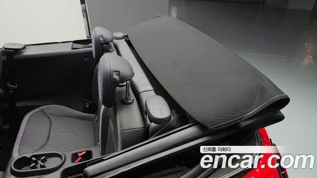 MINI Cooper C Convertible (IV) Classic 2025 — фото 33