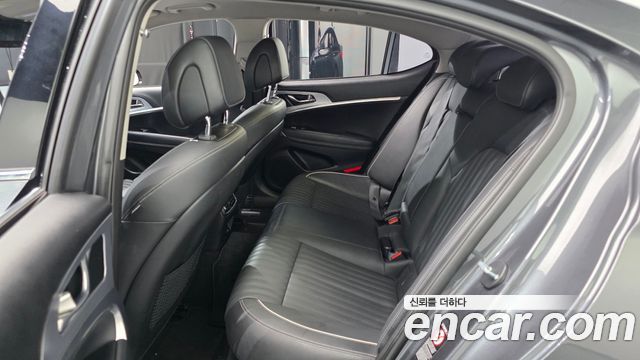 Genesis G70 2.0T Supreme 2018 — фото 12