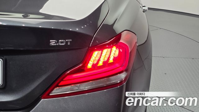 Genesis G70 2.0T Supreme 2018 — фото 23