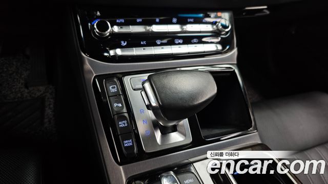Genesis EQ900 3.8 GDI AWD Premium Luxury 2016 — фото 9