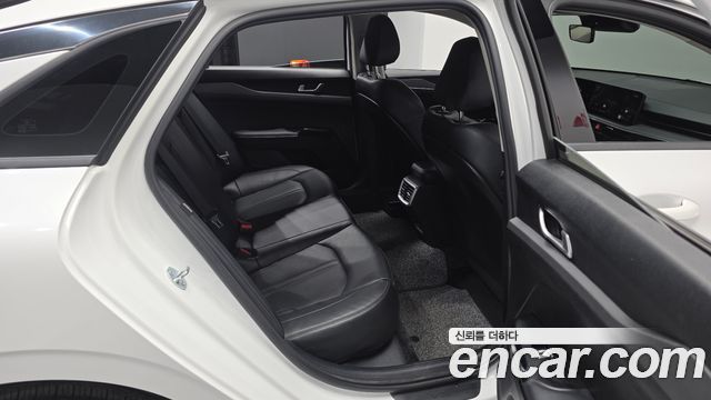 Kia K5 (III) 2.0 LPi(Rent) Trendy 2025 — фото 15