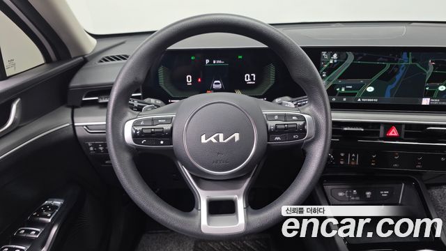 Kia K5 (III) 2.0 LPi(Rent) Trendy 2025 — фото 18