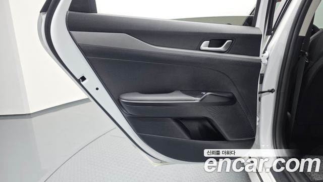 Kia K5 (III) 2.0 LPi(Rent) Trendy 2025 — фото 31