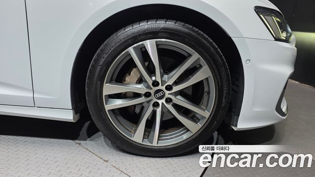 Audi A6 (C8) 45 TDI Quattro Premium 2021 — фото 21