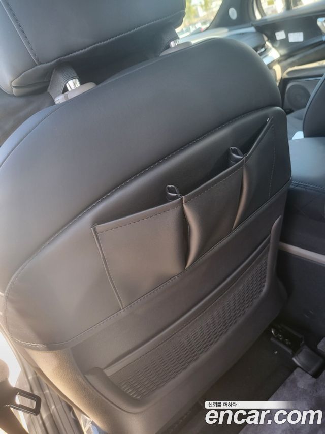Kia Carnival (IV) HEV 9-Seater Hi-Limousine (Special vehicle) 2026 — фото 6