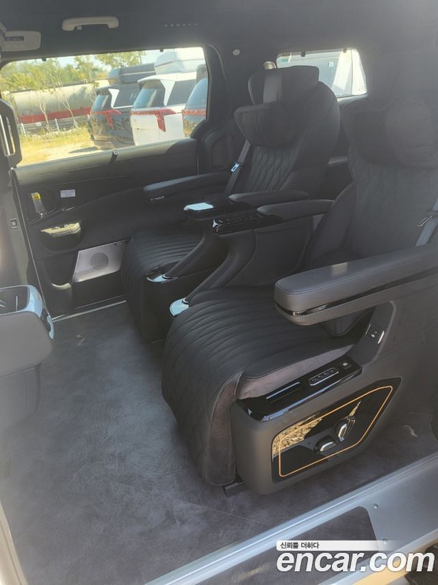 Kia Carnival (IV) HEV 9-Seater Hi-Limousine (Special vehicle) 2026 — фото 7