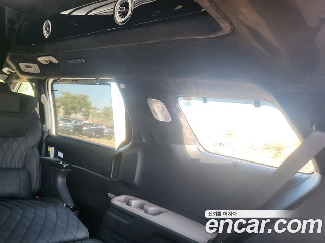 Kia Carnival (IV) HEV 9-Seater Hi-Limousine (Special vehicle) 2026 — фото 22