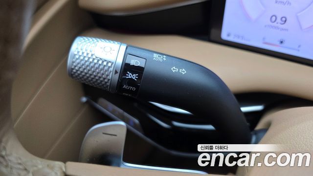 Genesis G80 (RG3) Gasoline 2.5 Turbo AWD 2025 — фото 27