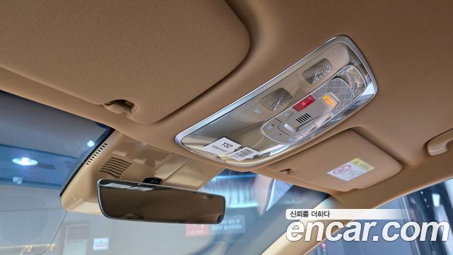 Genesis G80 (RG3) Gasoline 2.5 Turbo AWD 2025 — фото 32