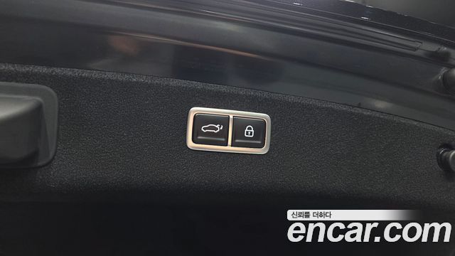 Genesis G80 (RG3) Gasoline 2.5 Turbo AWD 2025 — фото 33