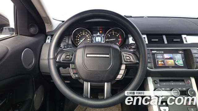 Land Rover Range Rover Evoque 2.0 TD4 SE 2016 — фото 13