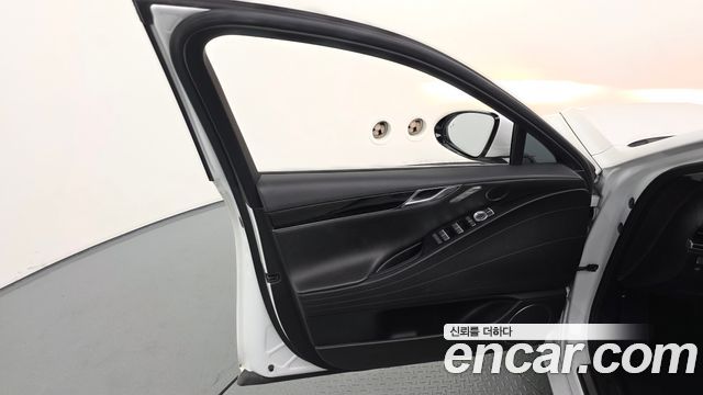 Genesis G80 (RG3) Gasoline 2.5 Turbo AWD 2021 — фото 24