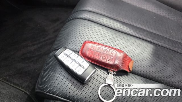 Genesis G80 (RG3) Gasoline 2.5 Turbo AWD 2021 — фото 34