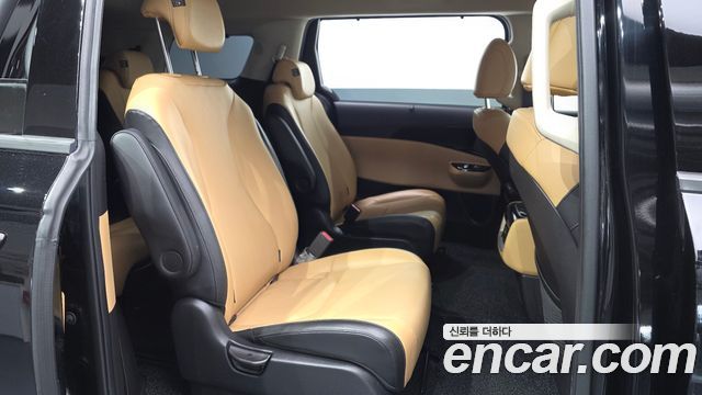 Kia Carnival (IV) Diesel 9-Seater Noblesse 2023 — фото 11