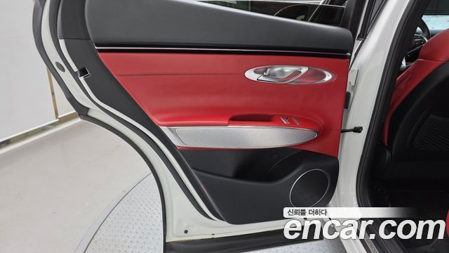 Genesis GV70 2.5T Gasoline 2WD 2023 — фото 25
