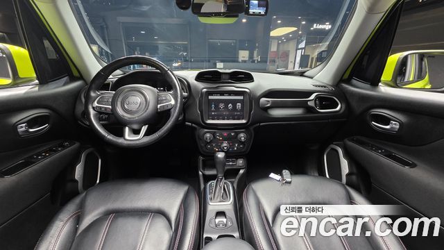 Jeep Renegade 2.4 Longitude High 2018 — фото 7