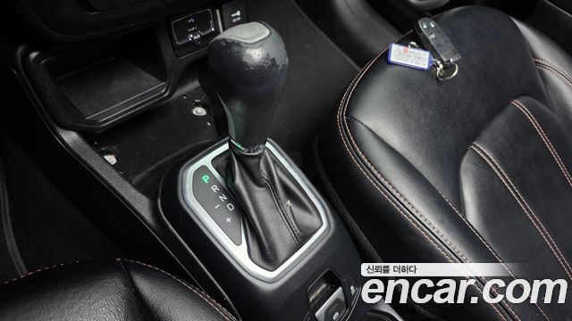 Jeep Renegade 2.4 Longitude High 2018 — фото 9