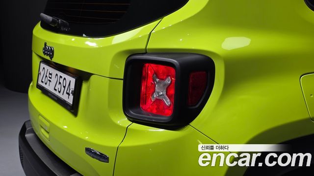 Jeep Renegade 2.4 Longitude High 2018 — фото 23