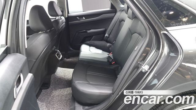 Kia K5 (III) 2.0 Trendy 2023 — фото 12