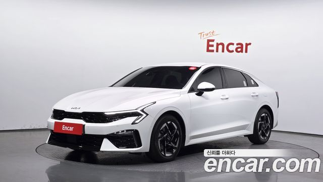 Kia K5 (III) 2.0 Noblesse 2024 — фото 1