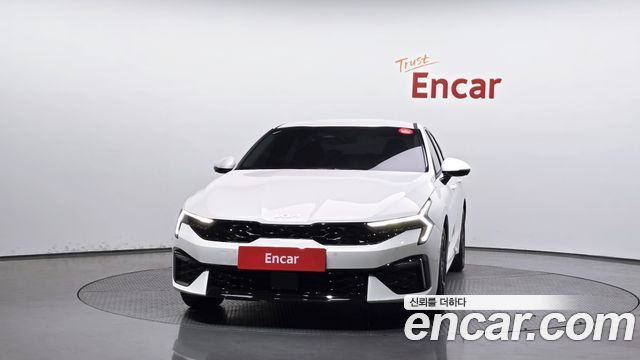 Kia K5 (III) 2.0 Noblesse 2024 — фото 3