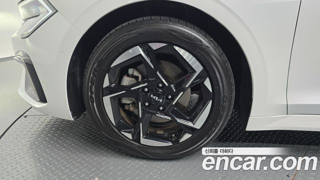 Kia K5 (III) 2.0 Noblesse 2024 — фото 5