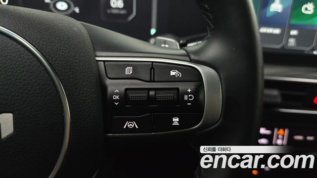 Kia K5 (III) 2.0 Noblesse 2024 — фото 17